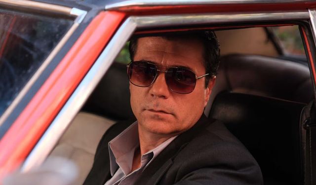 'Çatlı' 3 günde 24,7 milyon TL hasılat yaptı: Gişede zirveye yerleşti