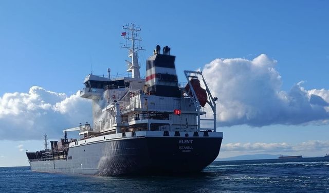 Türkiye’nin deniz filosu büyüyor: Dev tanker Türk bayrağı çekti