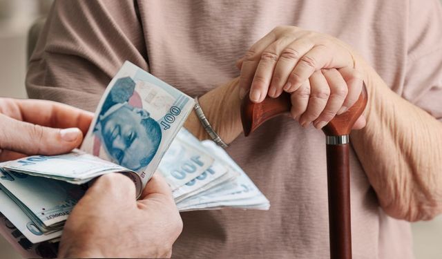Emekli bayram ikramiyesinde artış olmayacak