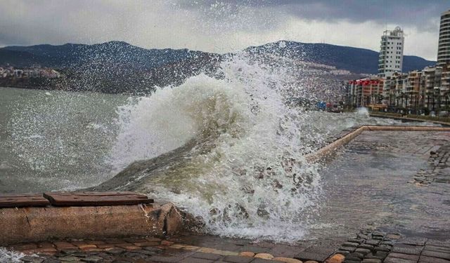 Meteoroloji’den 8 il için kuvvetli yağış uyarısı: Sel ve baskınlara dikkat!