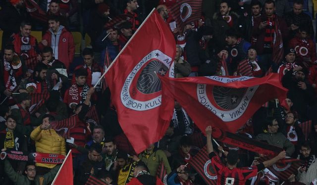 Ankaralı futbolseverlere müjde: Gençlerbirliği tribününde biletler 42 lira