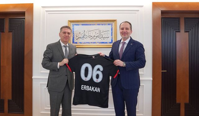 Gençlerbirliği Başkanı Haydar Arda Çakmak Yeniden Refah Partisi'ni ziyaret etti