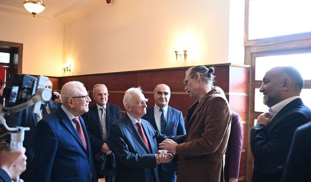 Erdal Beşikçioğlu’ndan 1 Mart vurgusu: Tarih tekrar okunmalı