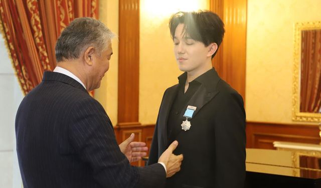 Sanatçı Dimash Kudaibergen Türk Dünyası Kültür Elçisi ödülüne layık görüldü