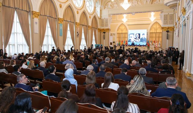 Birinci Türkoloji Kurultayı’nın 100. yılı Bakü’de anıldı