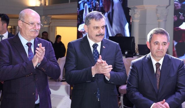 Ankara’daki düğün dikkat çekti: Bakanlar, bürokratlar ve vali aynı törende