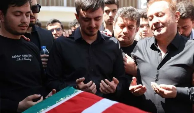 Öğrencilerine siper olurken hayatını kaybeden Ayla Kara son yolculuğuna uğurlandı