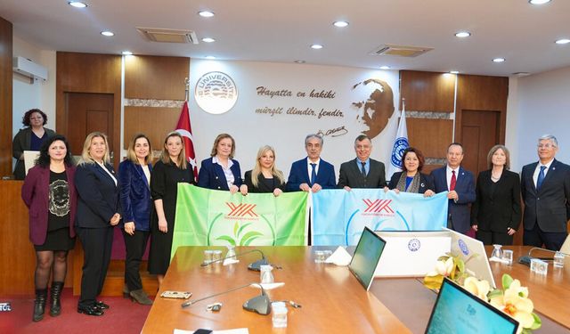 Ege Üniversitesi Senato Toplantısı’nda başarı ve gurur dolu anlar