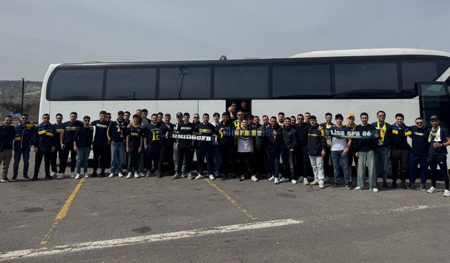 Ankara'daki taraftarlar İstanbul'a akın etti: "Fenerbahçe düşmanlarını yeneceğiz"