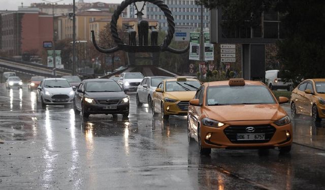 Bugün hava nasıl olacak? Meteoroloji'den kuvvetli rüzgar uyarısı