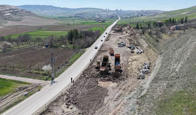 Saraycık-Eskişehir Yolu arasında bağlantı bulvarı: Yol 6 şeride çıkarılıyor
