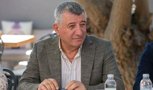 CHP’li Güzelbahçe Belediye Başkanı Mustafa Günay görevden uzaklaştırıldı