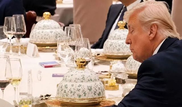 Şi ayağa kalktı, Trump’ın yaptığı hareket dünya gündemine oturdu