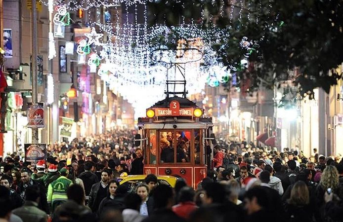 İstanbul nefes alıyor: Hava kirliliği yüzde 8 azaldı, şampiyon Sultangazi!