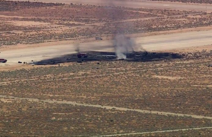 ABD’nin nükleer bombardıman uçağı çöle çakıldı, 8 mürettebat hayatını kaybetti!