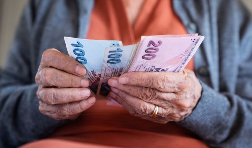 Emekli maaşı 36 bin TL mi olacak? AK Parti kulislerinde konuşulan rakam gündem yarattı
