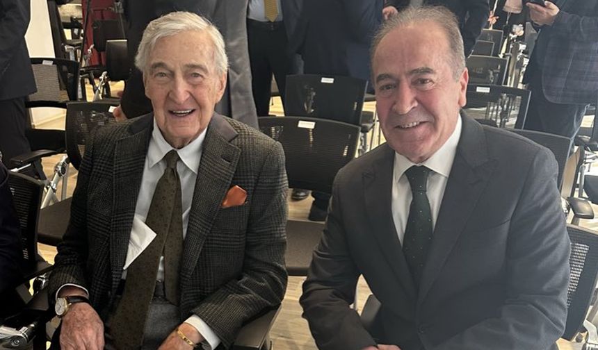 Ankara Ulus’taki Büyük Apartman, VEKAM oldu: Rahmi Koç ziyaret etti