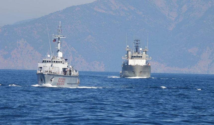 TCG Anamur Ege sularında