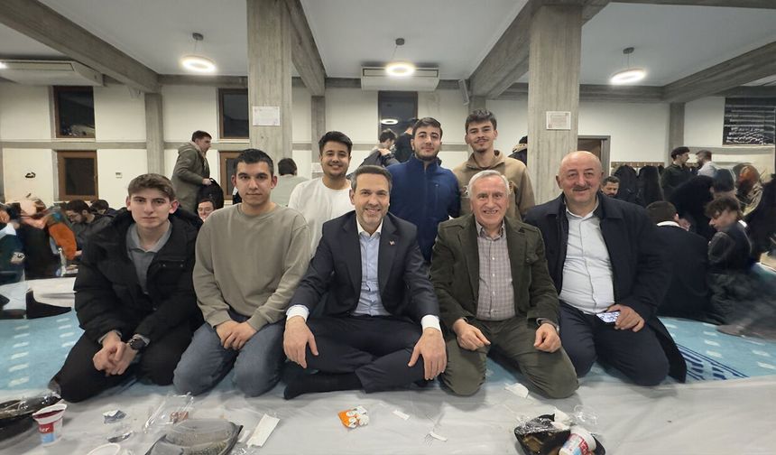 ODTÜ kampüsünde 1500 kişilik iftar: Enerji Bakanı da katıldı
