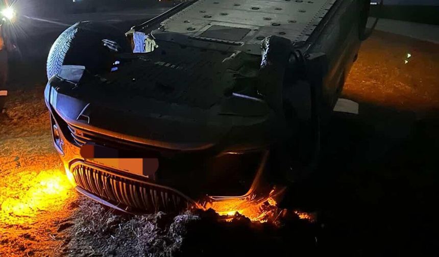 Ankara yolunda Togg kazası: Köpeğe çarpmamak için takla attı