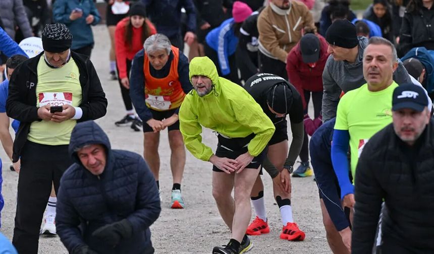 Ankara’da yüzlerce kişi koştu: Bilkent Yol Koşusu’na büyük ilgi