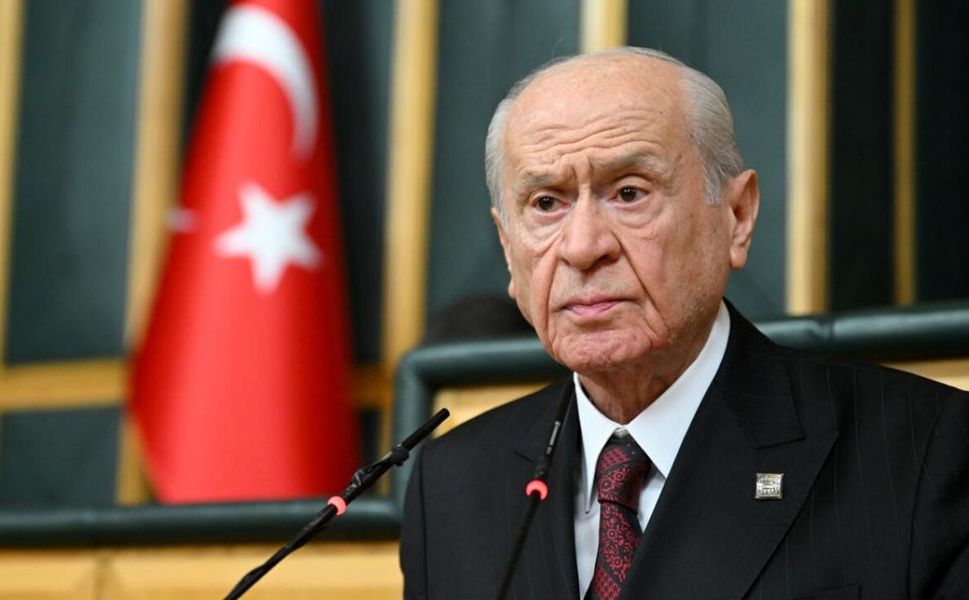 Bahçeli’den eğitim ve gençlik uyarısı: “Dijital kuşatma altındayız”