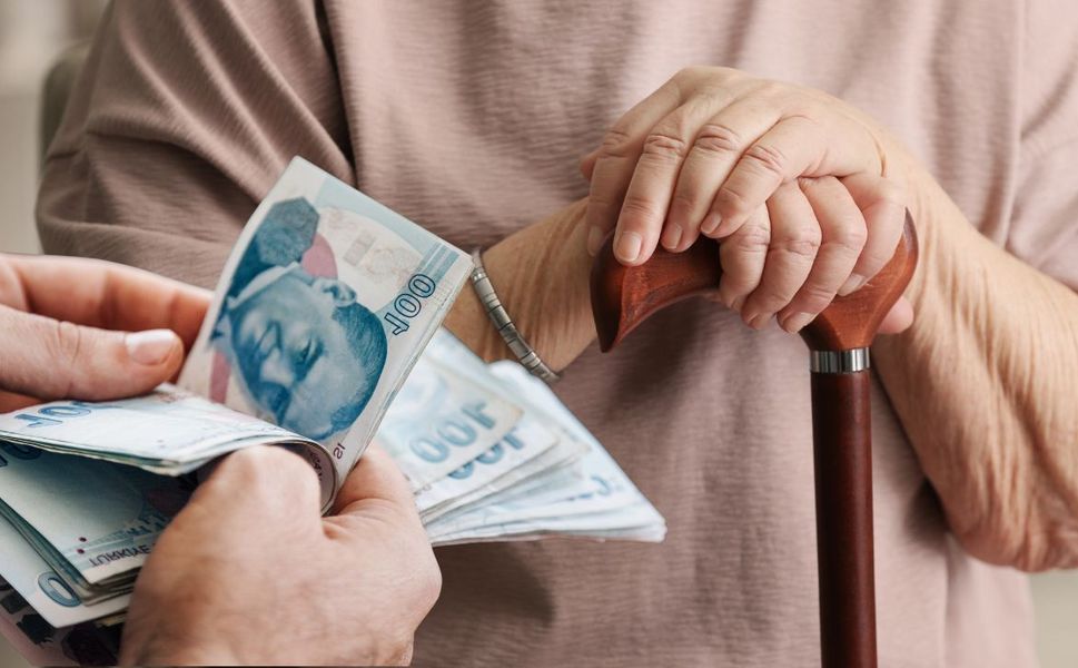 Milyonlarca çalışana erken ve yüksek maaşlı emeklilik müjdesi: İşte detaylar!