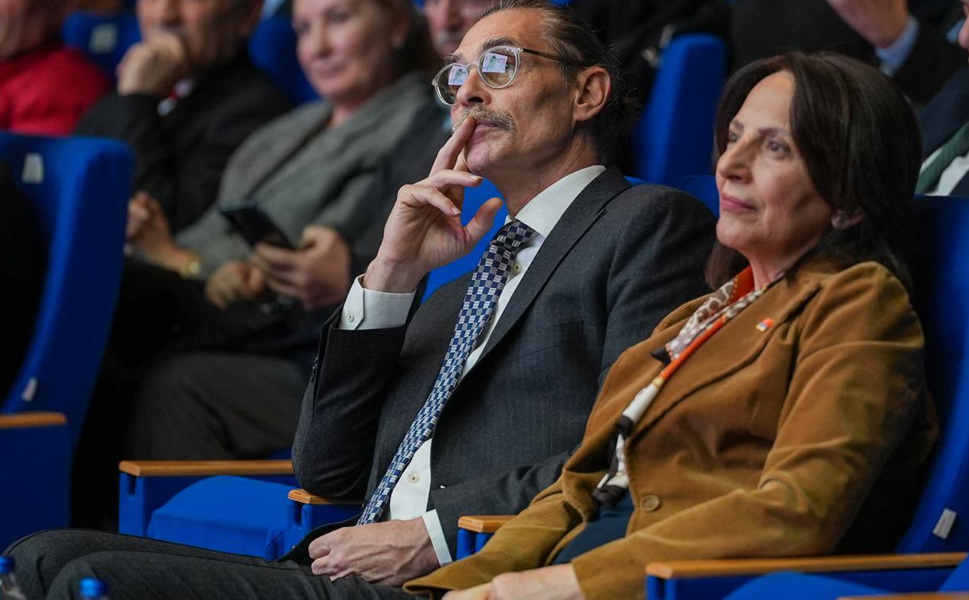 Erdal Beşikçioğlu-3