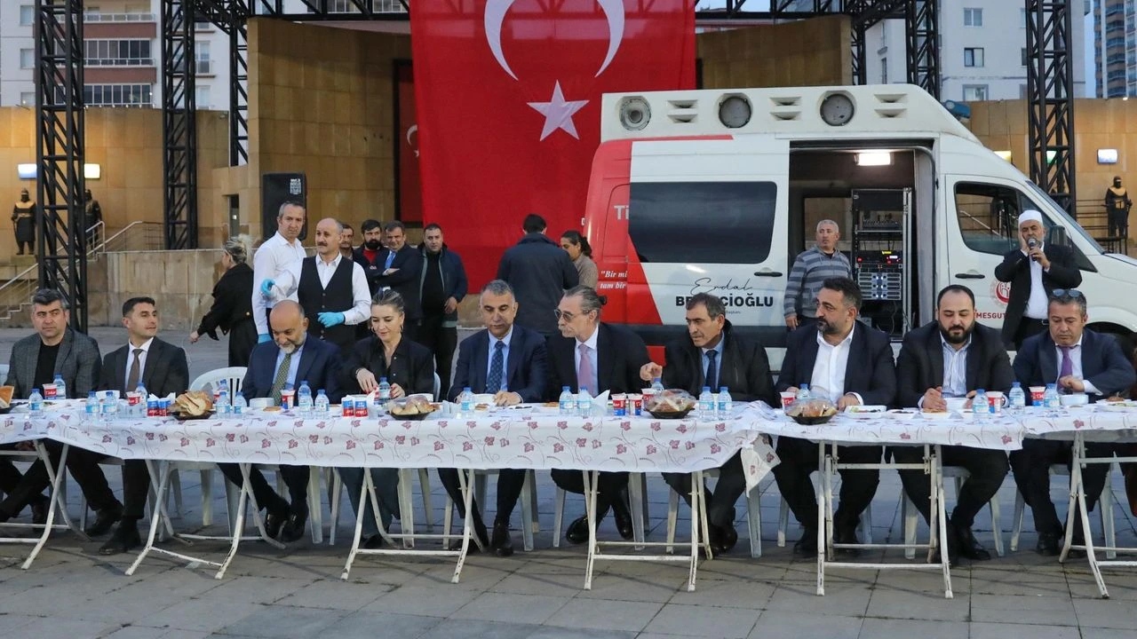 Etimesgut Belediyesi Iftar Çadırları Nerede Kurulacak