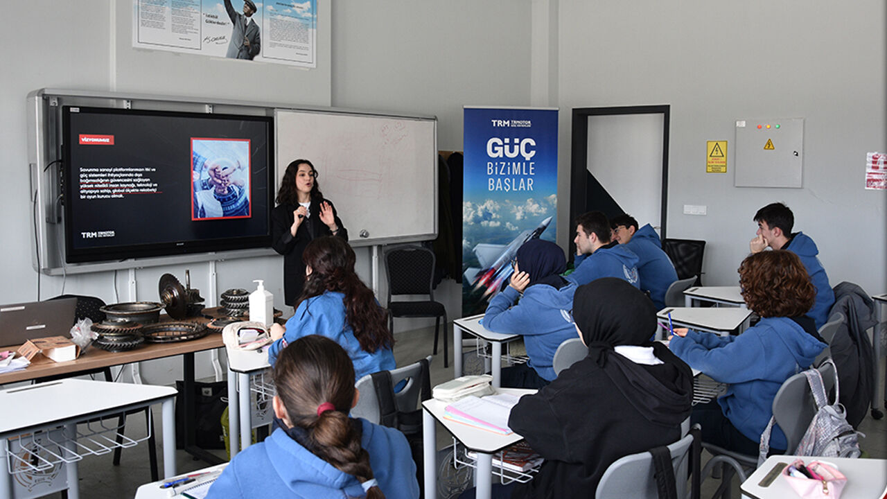 Güç Bi̇zi̇mle Başlar Elmas Proframi