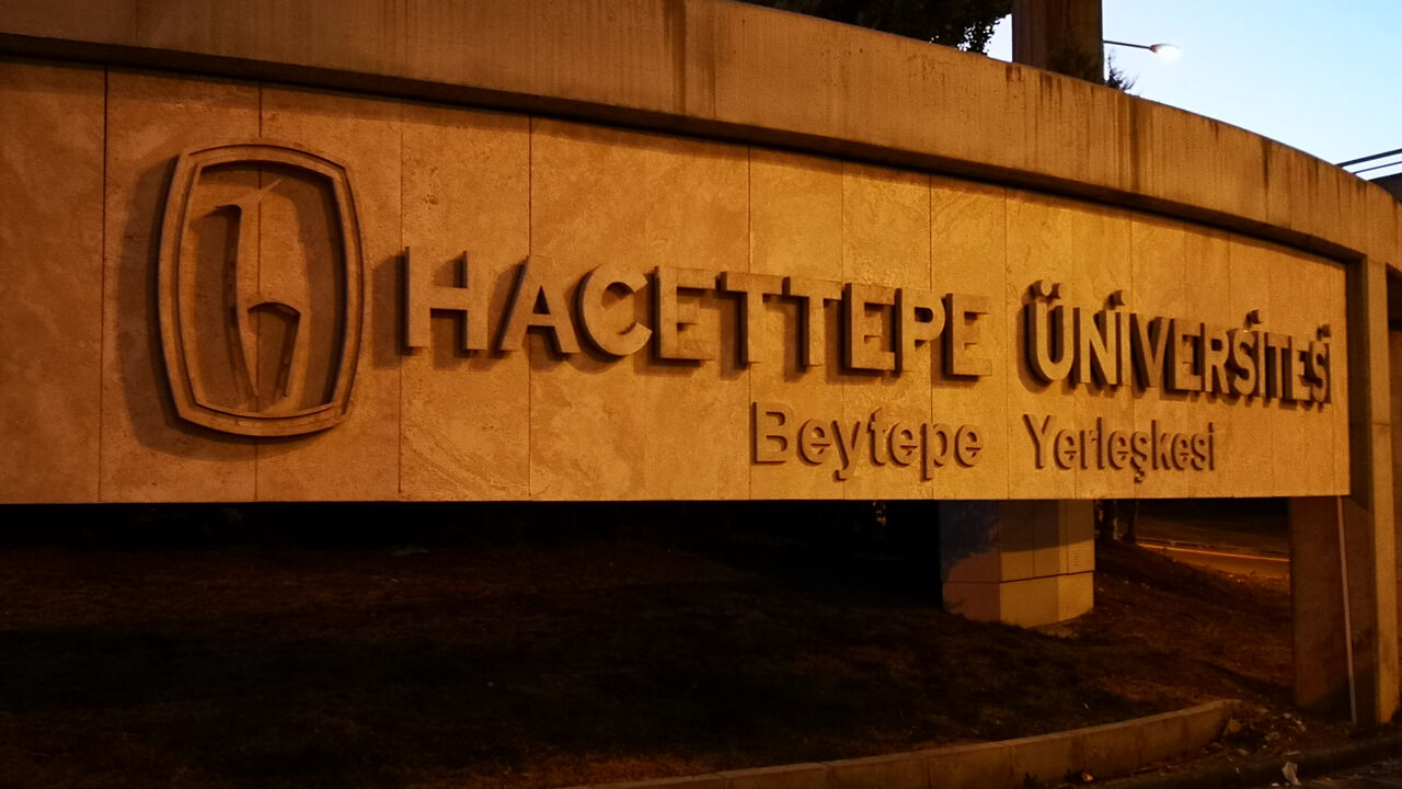 Hacettepe Üniversitesi-1