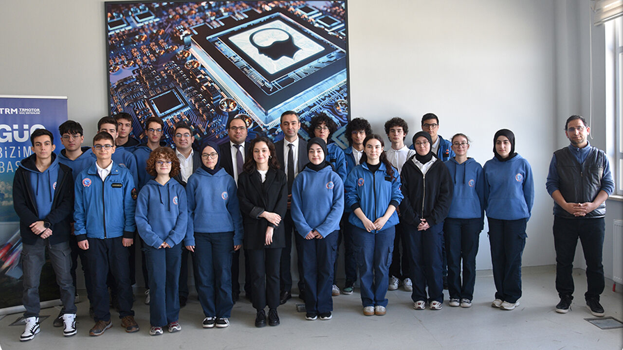 Savunma Sanayi̇i̇ Akademi̇