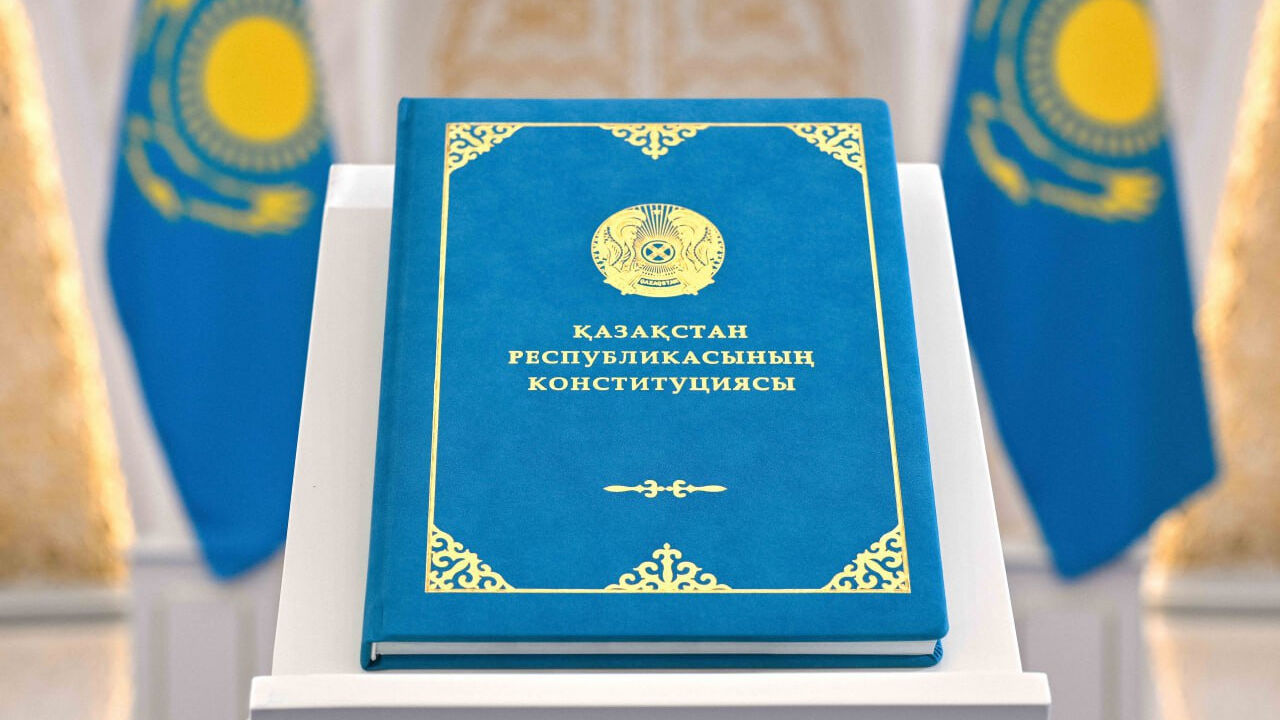 Anayasa Kazakistan