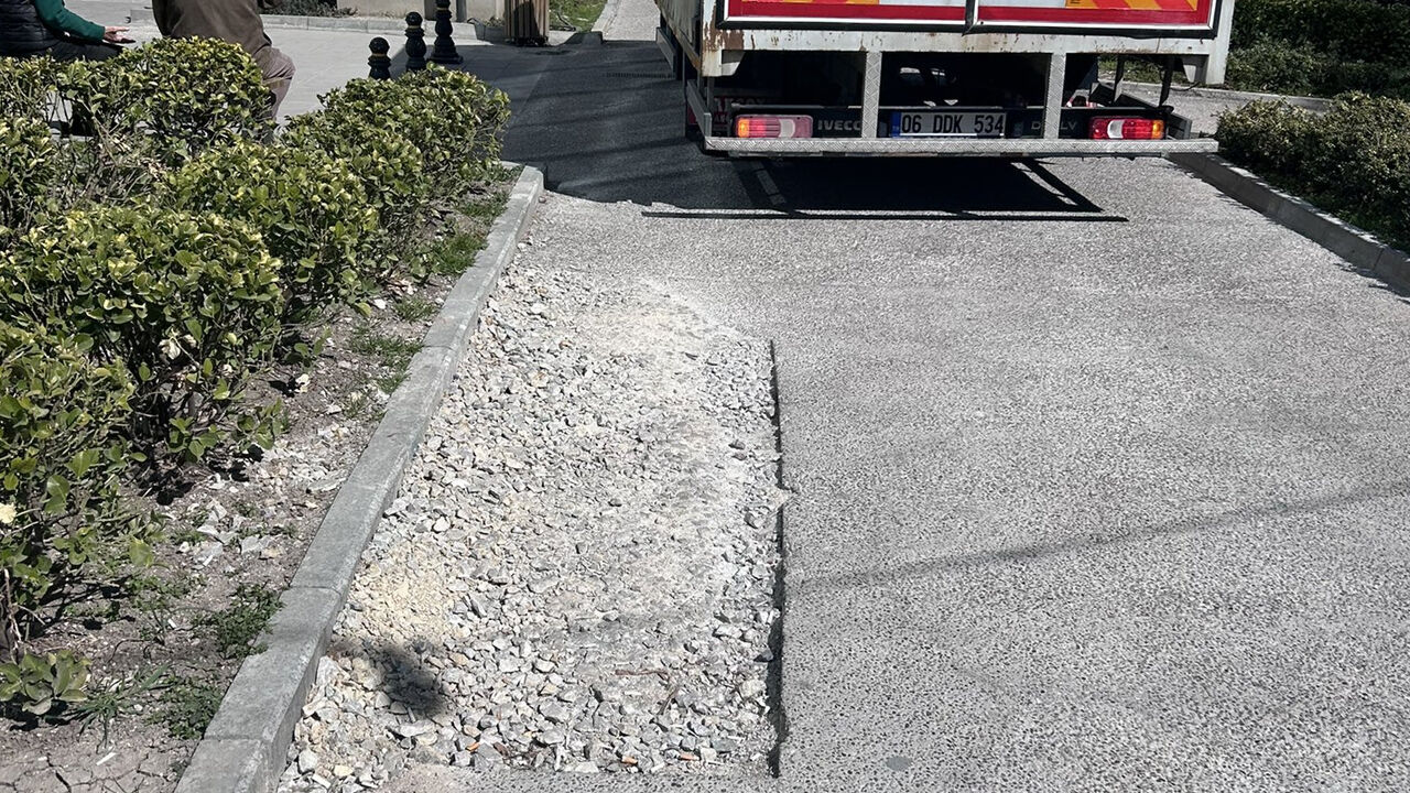 Ankara Kızılay Bozuk Kaldırım1