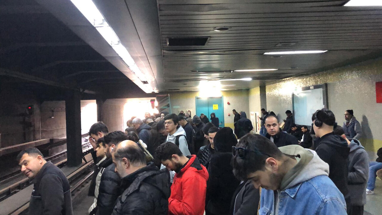 Ankara Metro Arıza2