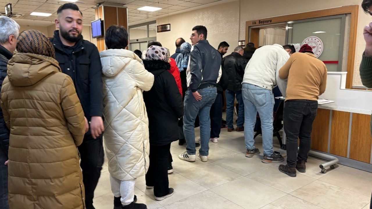 Ankara’da Acil Serviste Yoğunluk! Reçeteler Yazıldı, Ilaç Bulunamadı Haber İçi̇ 1