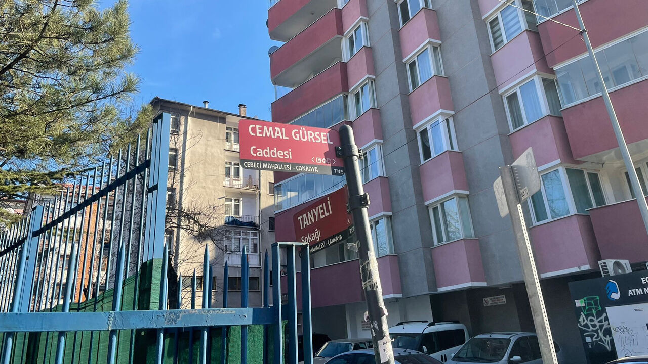 Cemal Gürsel Caddesi Tanyeli Sokak Kesişim
