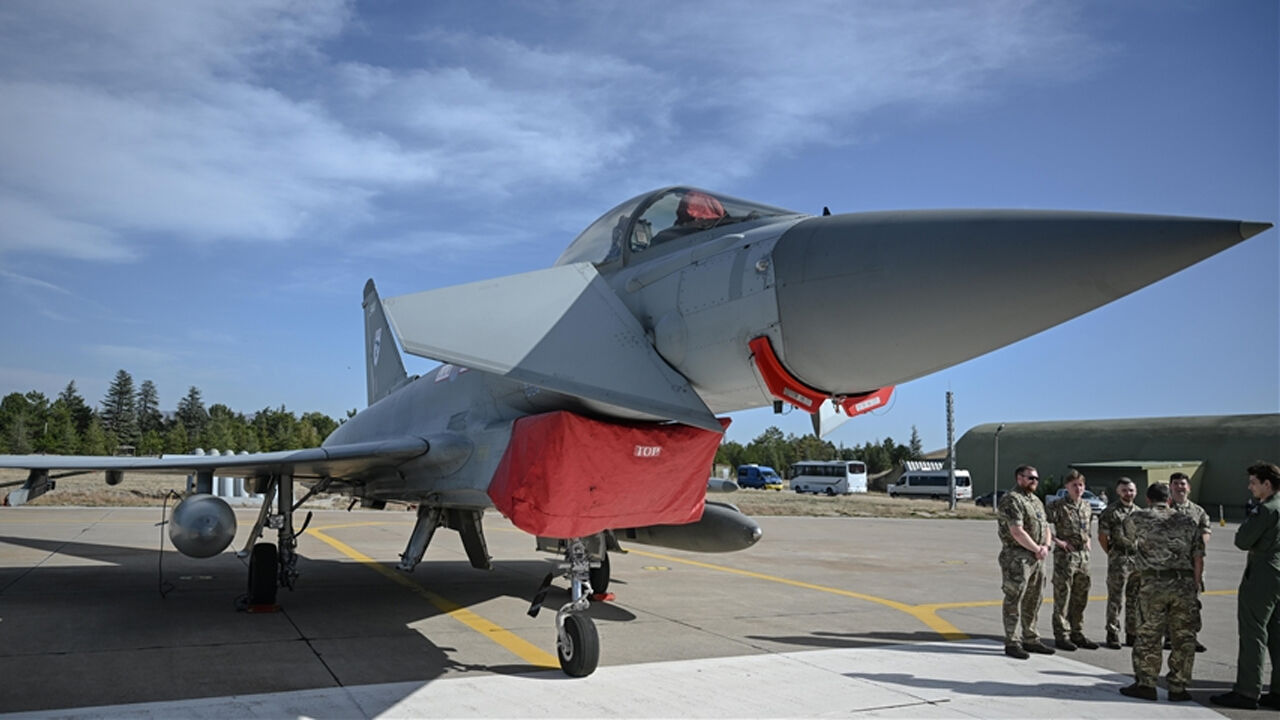 Eurofi̇ghter Typhoon