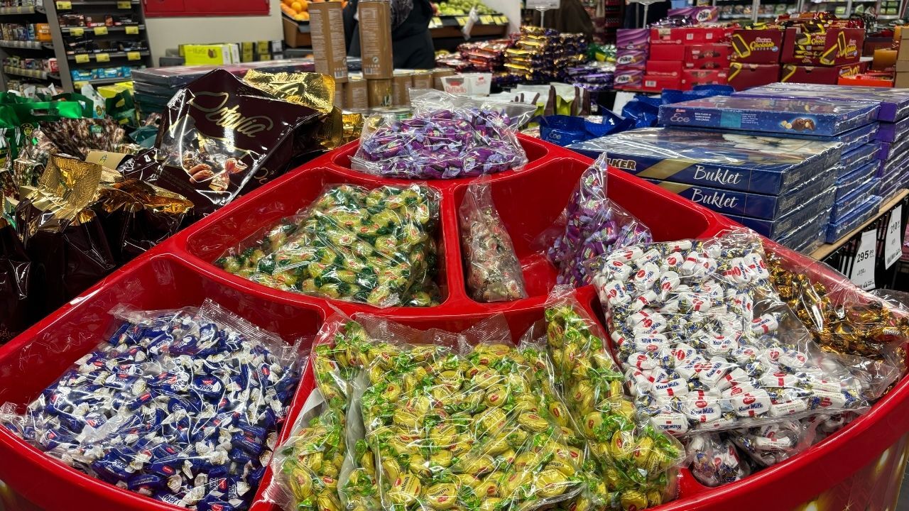 Bayram şekeri krizi büyüyor: Sosyal medya ikiye bölündü! haber içi 3