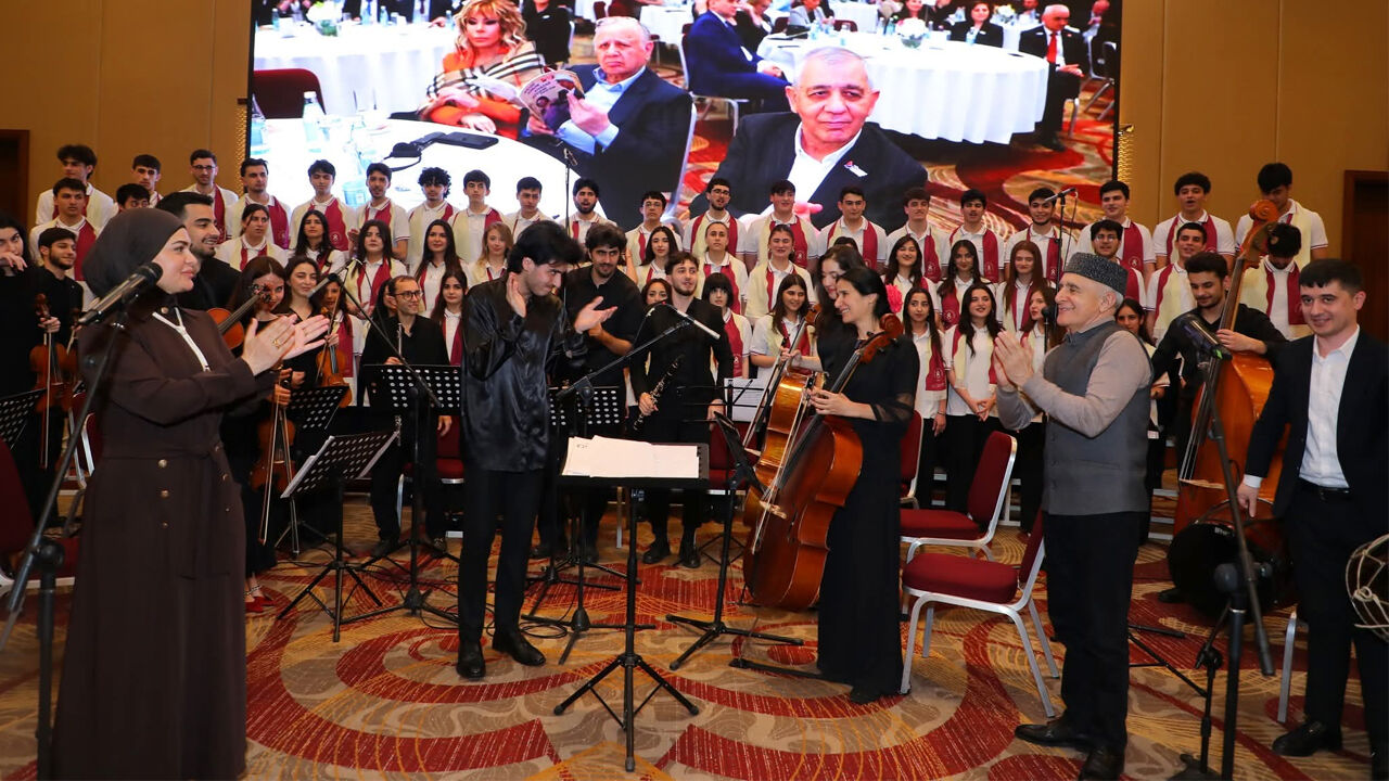 Hazar Üni̇ Ti̇ka 3