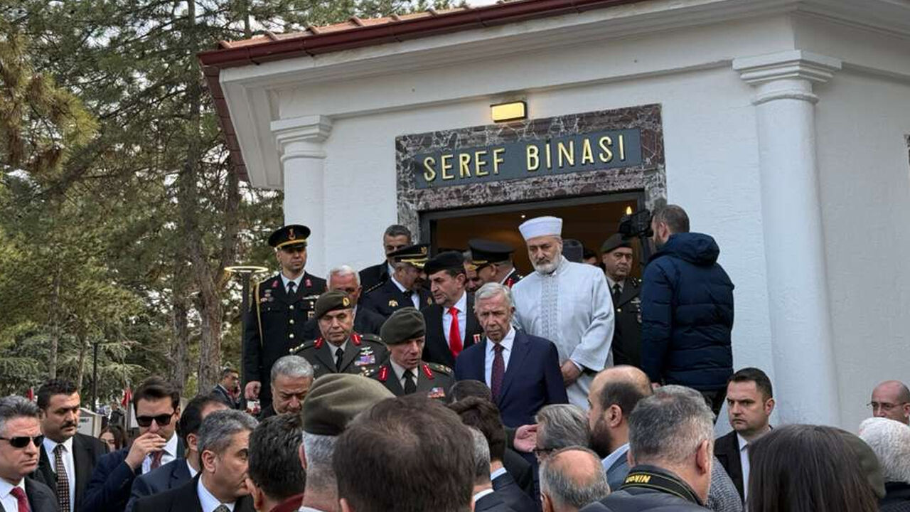 Mansur Yavaş Şeref Binası