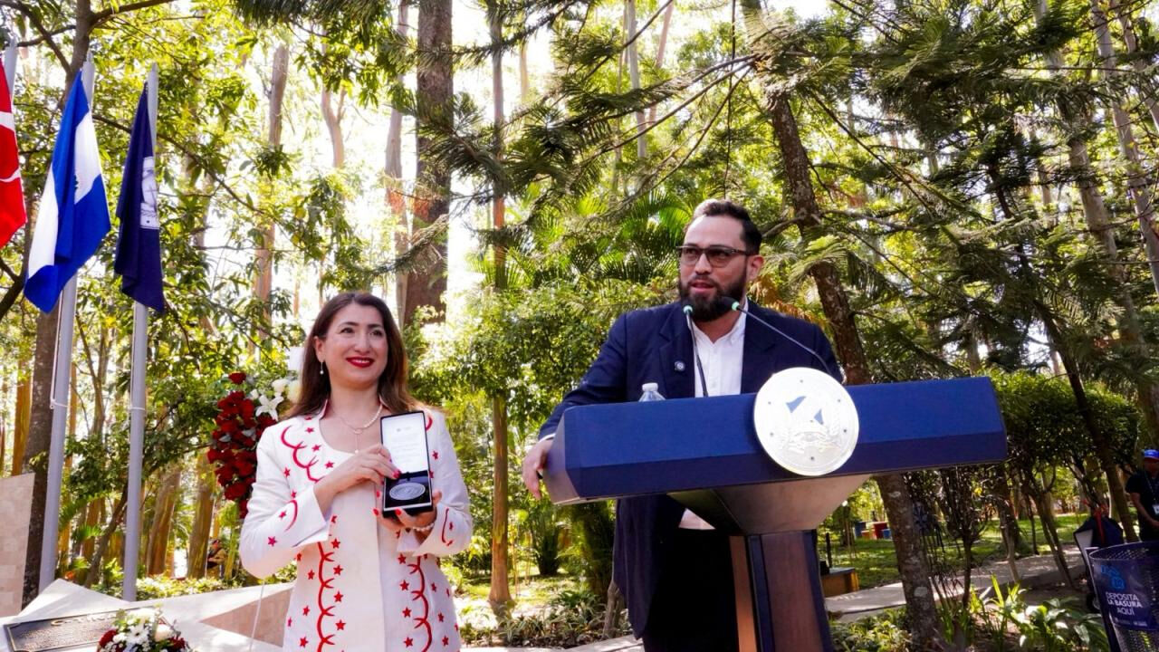 San Salvador Hatira Para