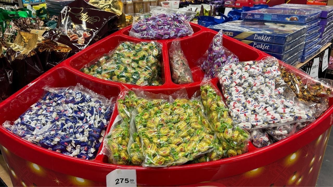 Şeker Ve Çikolata, %22Nerede O Eski Bayramlar?%22 Dedirtti! Haber Içi 2