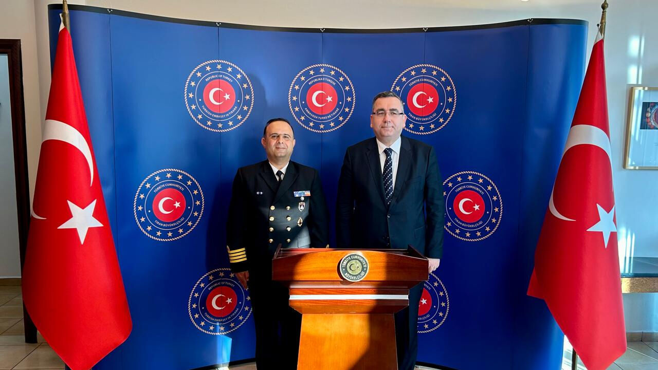 Tcg Inönü Arnavutluk