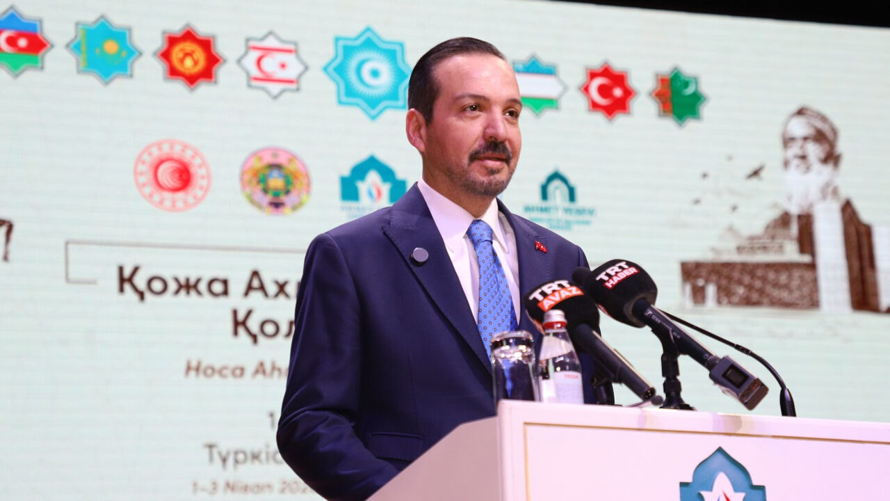 Ahmet Yesevi Kürşad Zorlu