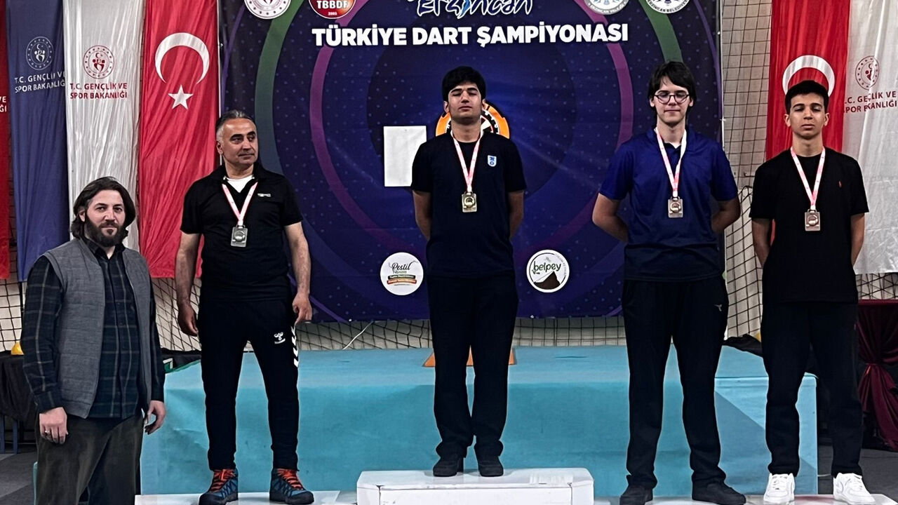 Dart Şampiyonu Kerem Etimesgut1