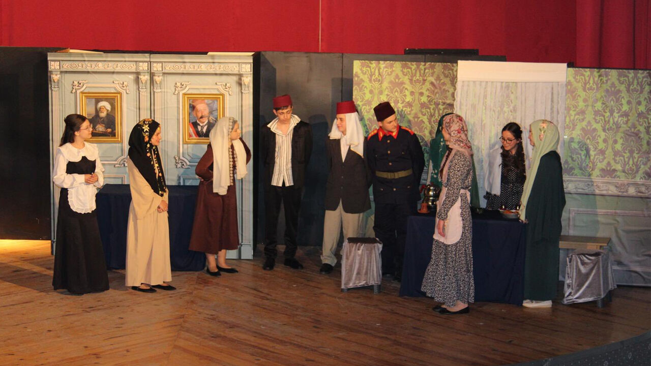 Gulyabani Tiyatro Batı Trakya