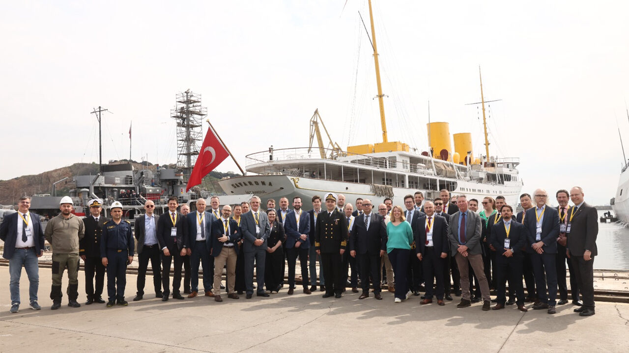 Nato İstanbul Zi̇yaret