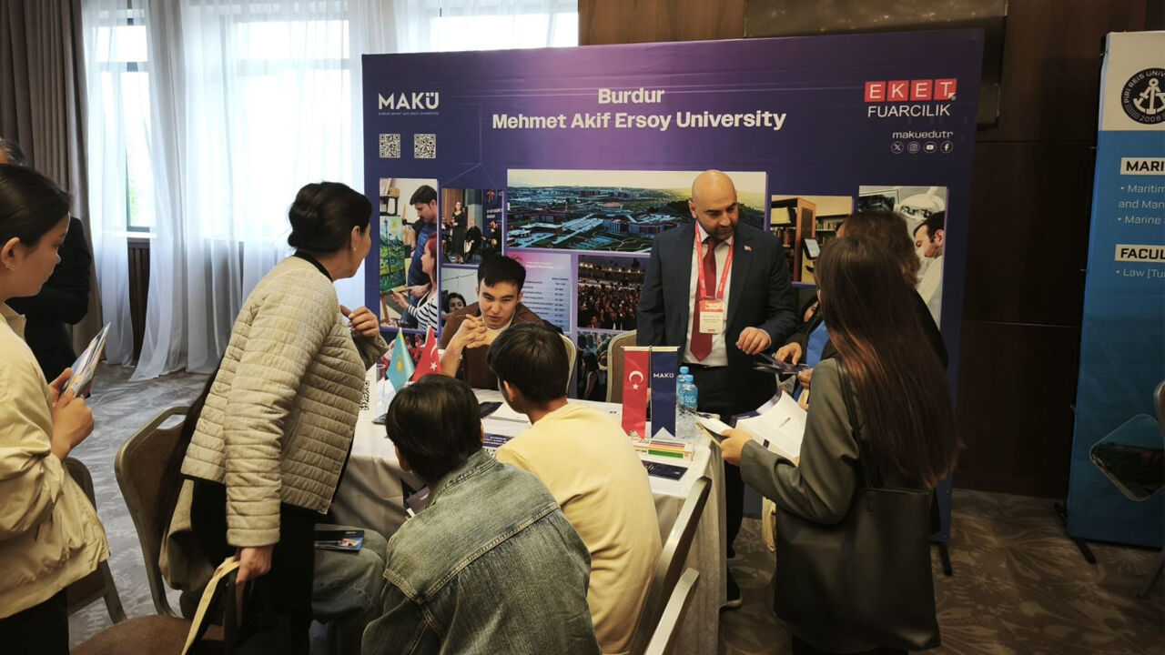 Türk Üniversite Fuar